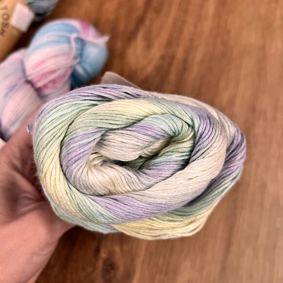 Hand Dyed Merino Wool/ Bamboo Skeins Madelinetosh Jake77 pastel - Picture 14 of 15